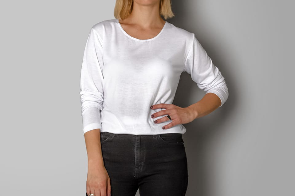 Download Long Sleeve Woman T-shirt PSD Mockup Download Free - DesignHooks