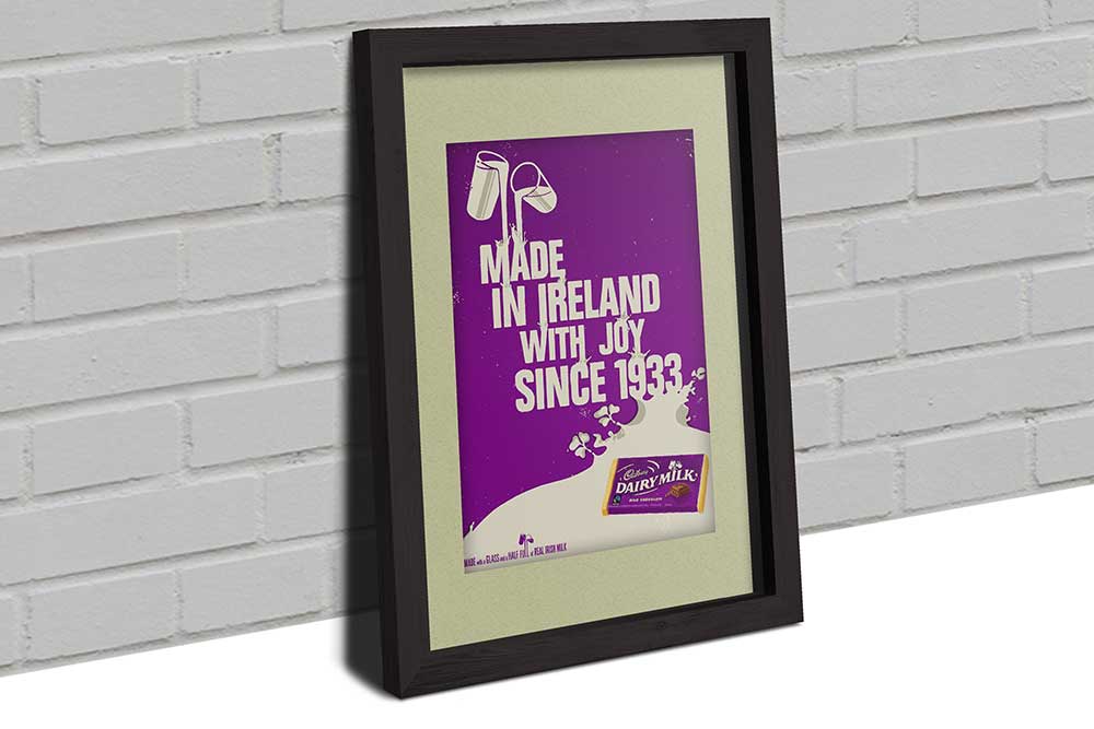 framed poster mockup