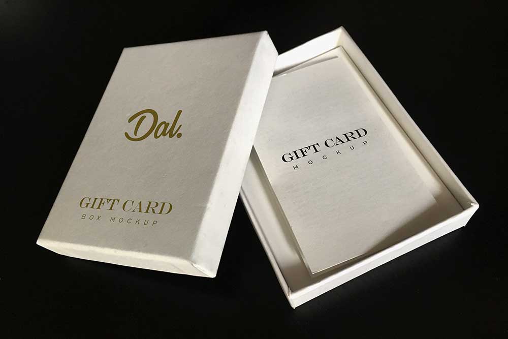 Download Download This Free Gift Card Box Mockup In Psd Designhooks PSD Mockup Templates